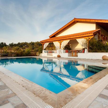Ionia Guest House Aidim Exterior foto