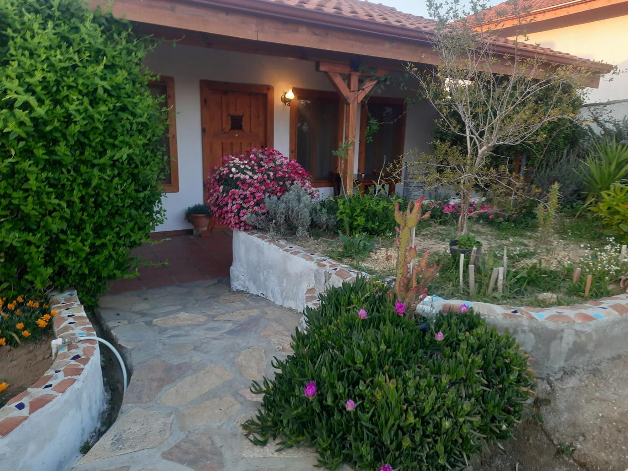 Ionia Guest House Aidim Exterior foto