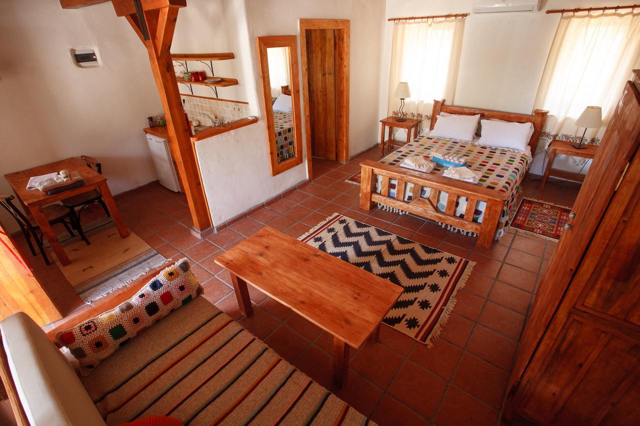 Ionia Guest House Aidim Exterior foto
